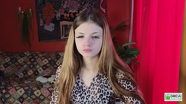 Snapshot of Enji_Rey chatting on March 26, 8:53 am Enji Rey online show from March 26, 8:53 am