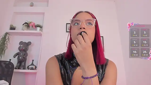 Im Scarlett  online show from April 25, 6:49 pm
