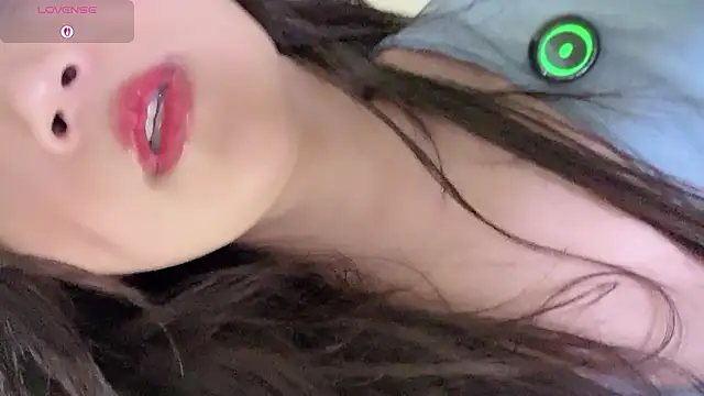 Snapshot of jinxiyao01 chatting on June 26, 2:54 pm jinxiyao01 online show from June 26, 2:54 pm