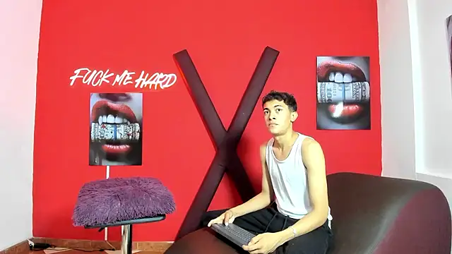 SKYN MAN online show from March 12, 1:45 am