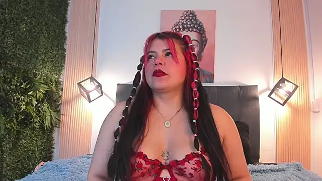 Mariee bloom online show from May 1, 2:38 am