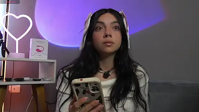 Im Elaris online show from March 13, 2:23 pm