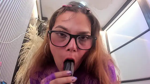 kittyBlossom 1 online show from July 9, 11:09 pm