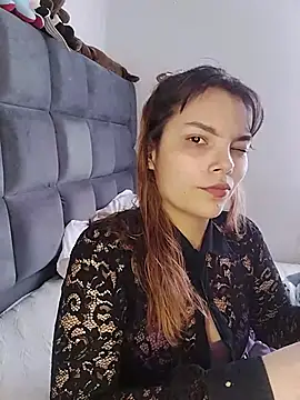 kittyBlossom 1 online show from August 1, 7:46 pm