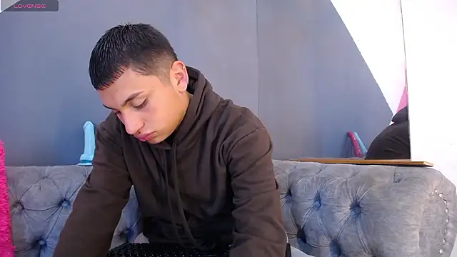 Matteo Hun online show from March 12, 12:11 pm