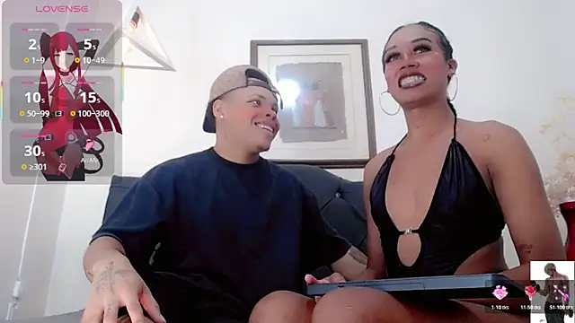 Royal xx- online show from March 11, 8:15 pm