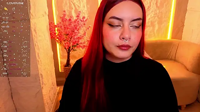 Soffia Hot Tx online show from March 14, 12:54 pm