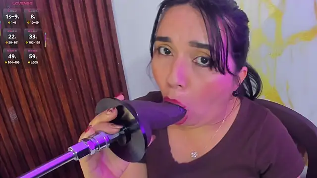 Liana milf online show from March 8, 8:12 pm