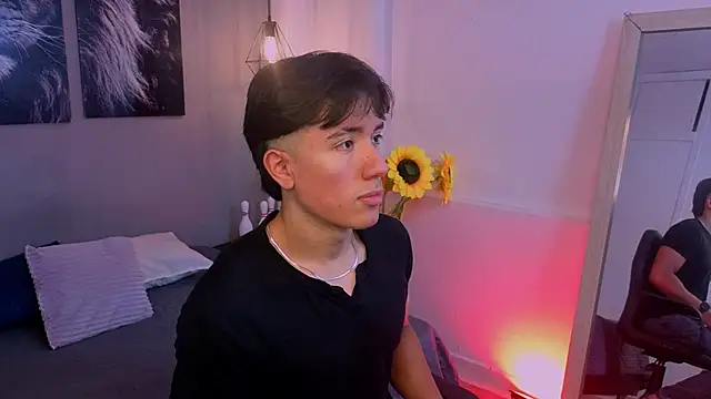 Thiago Kent online show from March 6, 11:50 am