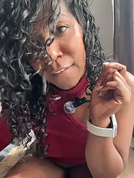 Snapshot of maryjane_ebony chatting on July 16, 2:12 pm maryjane ebony online show from July 16, 2:12 pm
