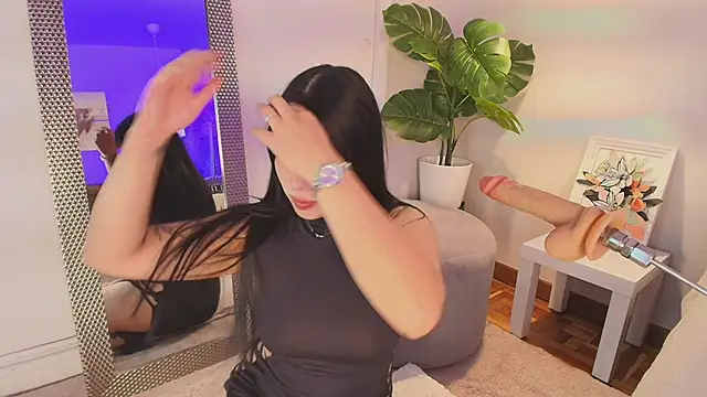 Snapshot of Jade-Naughty chatting on May 8, 8:14 pm Jade-Naughty online show from May 8, 8:14 pm