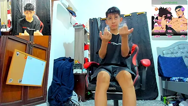 gomitaboy1 online show from July 6, 6:32 pm