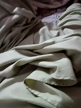 Snapshot of rockmen04 chatting on March 8, 12:52 am rockmen04 online show from March 8, 12:52 am