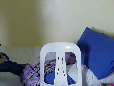 celest yummy online show from March 8, 12:41 am