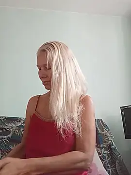 Snapshot of ViktoriaSexi1 chatting on July 23, 4:54 am ViktoriaSexi1 online show from July 23, 4:54 am