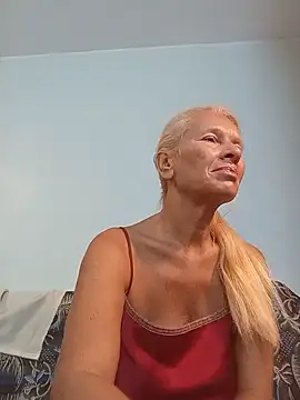 Snapshot of ViktoriaSexi1 chatting on August 1, 5:56 pm ViktoriaSexi1 online show from August 1, 5:56 pm