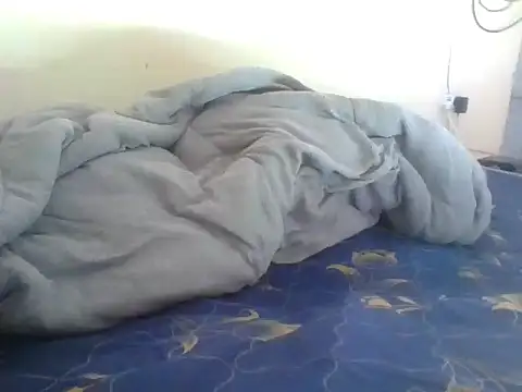 Snapshot of simphiwe23 chatting on May 29, 9:29 am simphiwe23 online show from May 29, 9:29 am