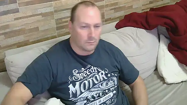 lustonfan online show from May 26, 12:34 pm