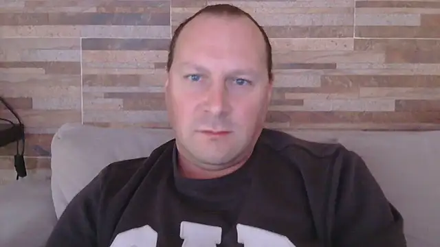 lustonfan online show from June 9, 12:39 pm
