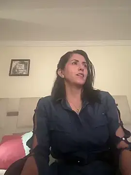 SamanthaWalker  online show from April 24, 2:19 pm