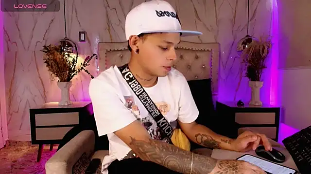 Baleriion1 online show from March 7, 3:53 pm