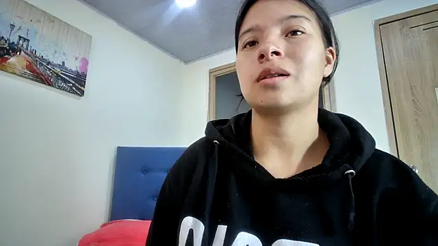 Snapshot of HIMAWARY_SOIN5 chatting on May 18, 1:17 pm HIMAWARY SOIN5 online show from May 18, 1:17 pm