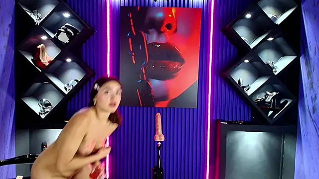 MissMia bdsm  online show from April 28, 2:27 am