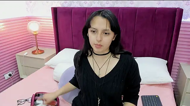 Jade rous online show from March 15, 2:12 pm