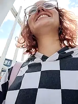 susanhottie1 online show from March 11, 7:42 pm