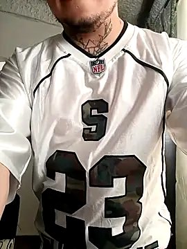 Decker Velvett online show from March 17, 4:10 pm