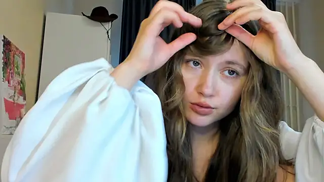 MaryannSofts online show from July 23, 1:20 pm