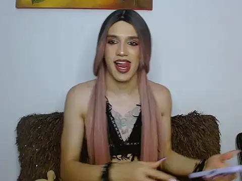 Snapshot of Sofia420 chatting on March 25, 6:58 pm Sofia420 online show from March 25, 6:58 pm