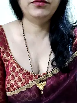 Yazhini-Cam online show from June 16, 1:58 pm
