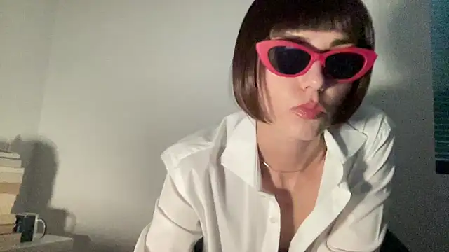 SlowVenomXX online show from March 12, 4:46 pm