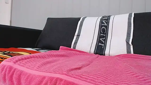 lilchristianxh online show from July 28, 3:21 pm