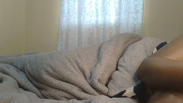 Snapshot of ndivhuwomuleya chatting on June 29, 10:48 am ndivhuwomuleya online show from June 29, 10:48 am