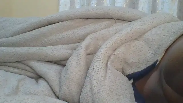 Snapshot of ndivhuwomuleya chatting on July 23, 3:32 pm ndivhuwomuleya online show from July 23, 3:32 pm