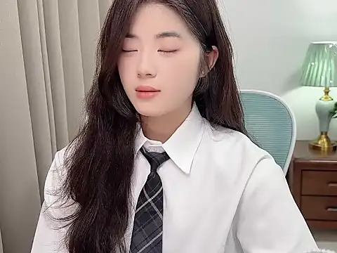 Nicole20266 online show from March 11, 2:34 pm