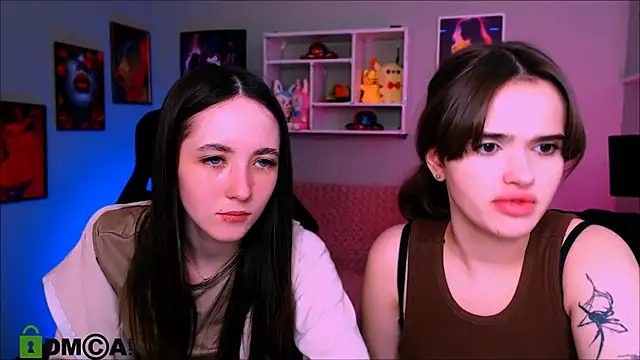 Snapshot of bella_dorn chatting on April 30, 1:39 pm bella dorn online show from April 30, 1:39 pm