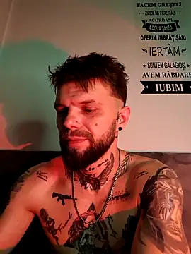 Snapshot of Blue_ey chatting on March 20, 6:57 pm Blue ey online show from March 20, 6:57 pm