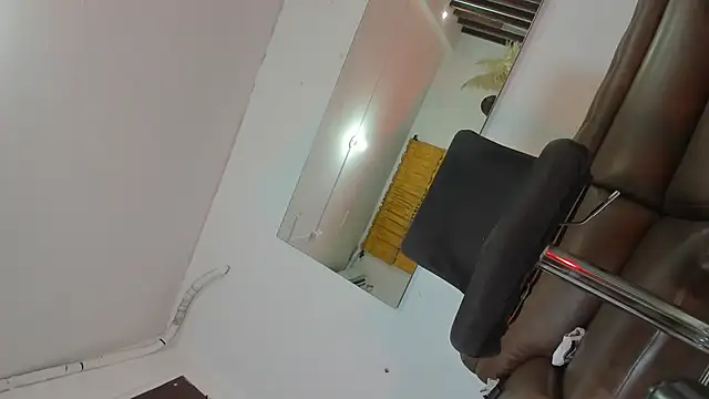 Snapshot of Nayara_sweet chatting on March 22, 5:55 am Nayara sweet online show from March 22, 5:55 am