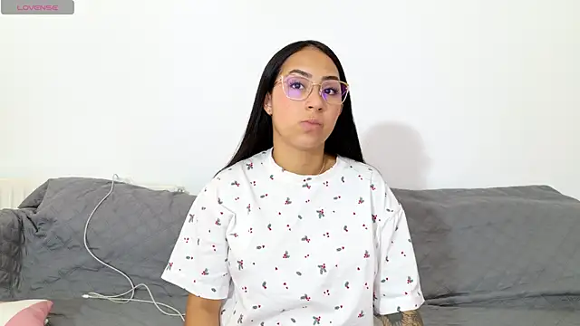 vanessaadol online show from June 24, 9:08 am