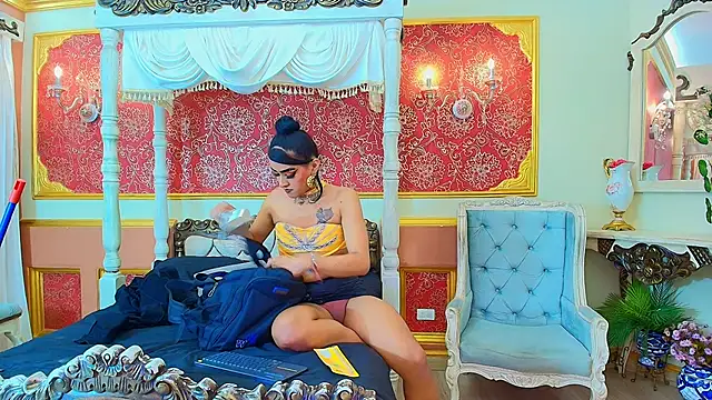 Sienna Dark online show from June 6, 11:37 am