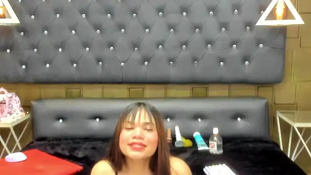 CaroBeltran online show from May 3, 7:20 pm