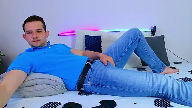 Jimmy Doss online show from March 11, 8:53 am