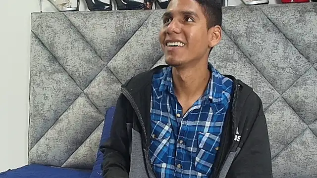 darkknight xx online show from March 15, 11:55 pm