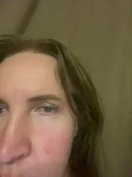 Snapshot of TeraGold46 chatting on May 28, 9:12 pm TeraGold46 online show from May 28, 9:12 pm