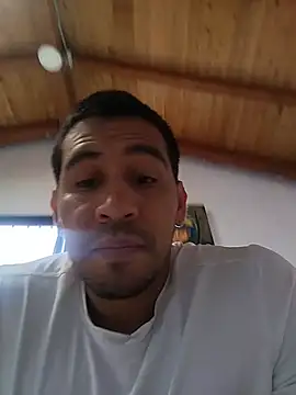 Snapshot of Andry_Carter chatting on June 18, 6:23 pm Andry Carter online show from June 18, 6:23 pm