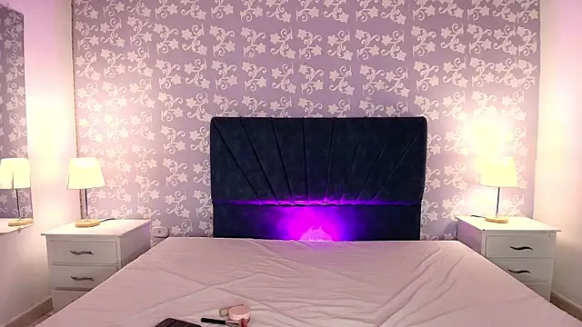 Snapshot of SweetAlana16 chatting on July 31, 3:22 pm SweetAlana16 online show from July 31, 3:22 pm