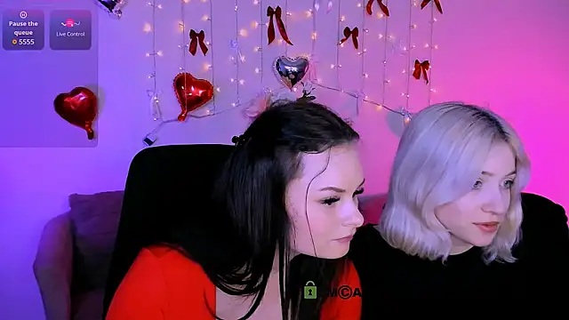 Snapshot of _sabrina_moore chatting on March 21, 2:42 pm sabrina moore online show from March 21, 2:42 pm